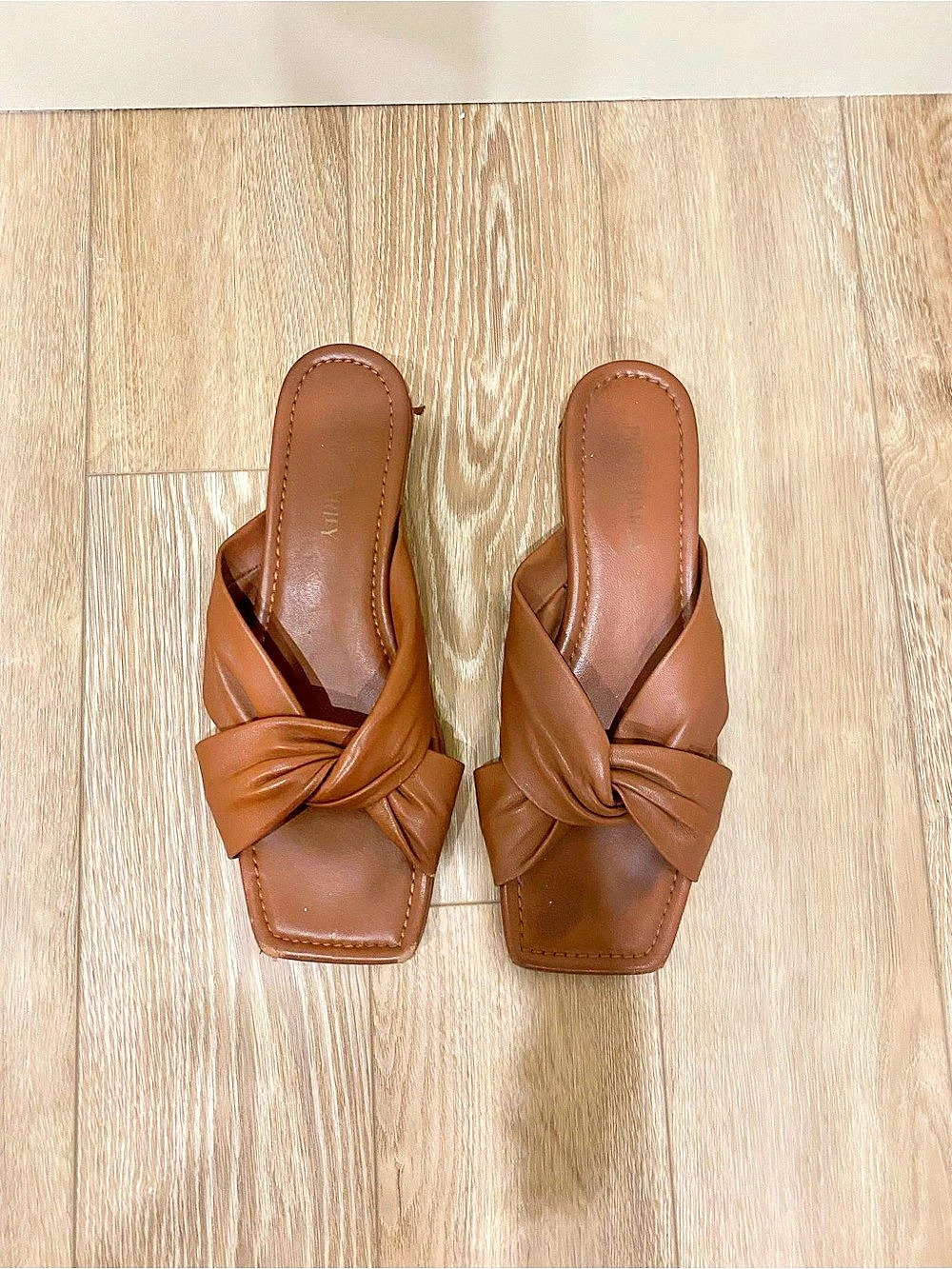 Poppy Barley Brown Knotted Slide Sandals